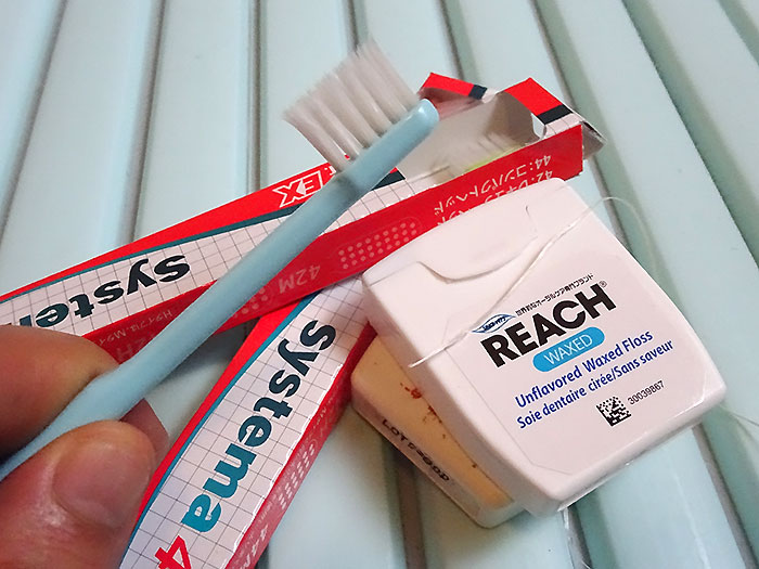 フレッシュブレスは歯ブラシ・デンタルフロスとの併用で！