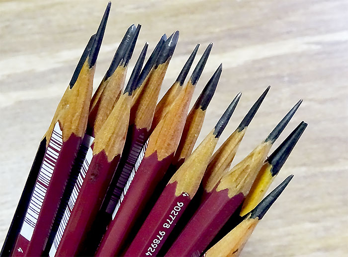 様々な鉛筆を混ぜて使うのはアリ？